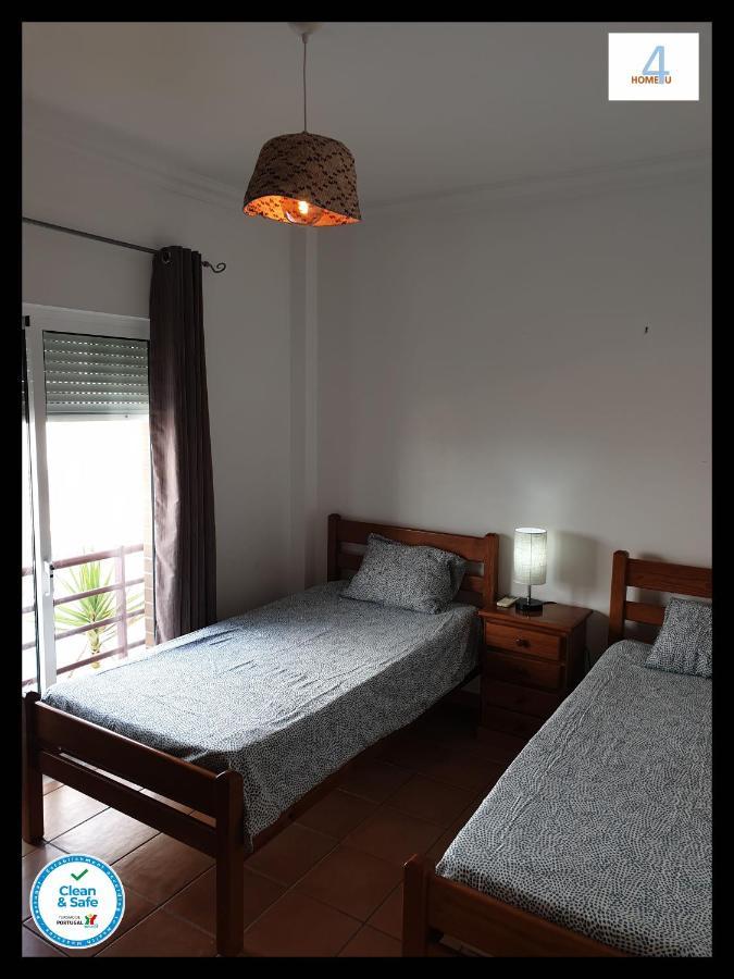 Home4U - Fantastic 2 Bedroom Apartment, With Pool カバナス・デ・タビラ エクステリア 写真